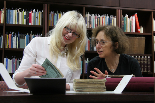 Brontë Mansfield (’15)
